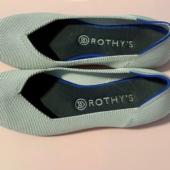 Rothy's Women's Light Gray Flats with Blue Trim - Picture 2 of 3